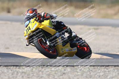 media/Oct-04-2025-CVMA (Sat) [[408bcdd6e4]]/Race 7- Formula 40 MW and LW/